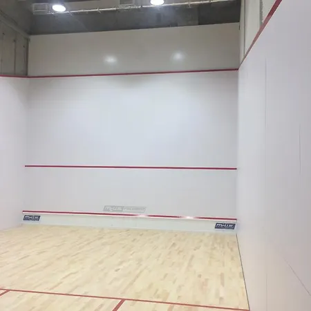 Diva Natalia, Blisko Plazy *