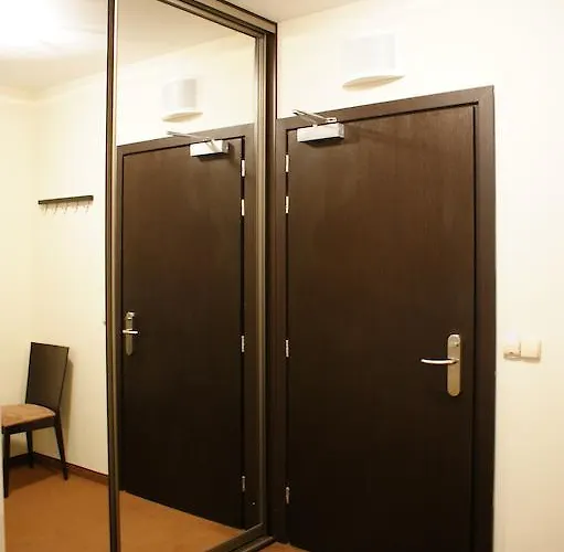 Diva Natalia, Blisko Plazy דירה